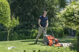 husqvarna lc 300x200