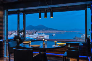 le migliori terrazze di napoli beluga bistrot 300x200