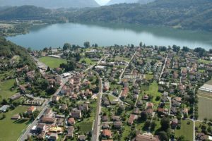 dallalto verso il lago 300x200