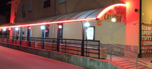 esterno3a 300x137