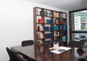 Panoramica ufficio studio legale notarile 400x278@2x 300x209