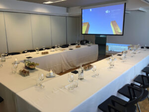sala meeting caffe aeroporto agno 300x225